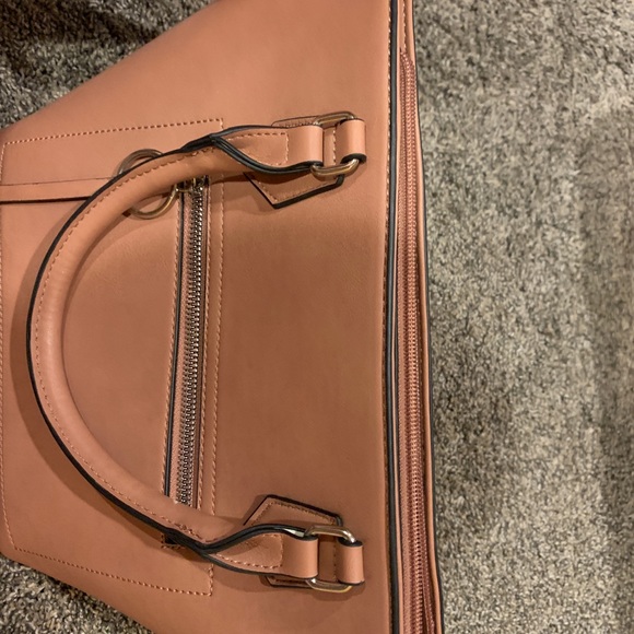 Mauve Purse. Brand George. Only been used once. - Picture 3 of 3